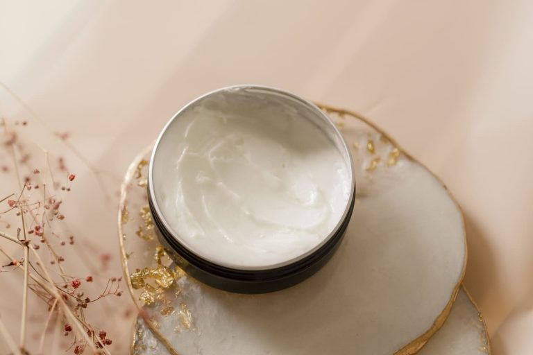cosmetic-cream-texture-in-a-jar-on-pastel-backgrou-2024-10-17-01-06-45-utc (1) (1)